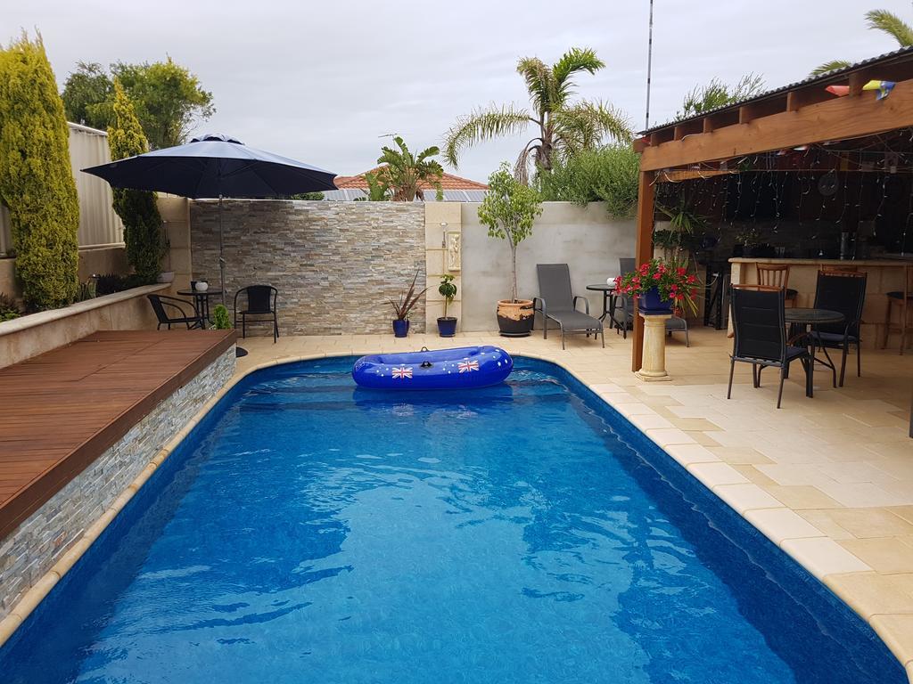 Ocean Reef Homestay Perth Exterior photo
