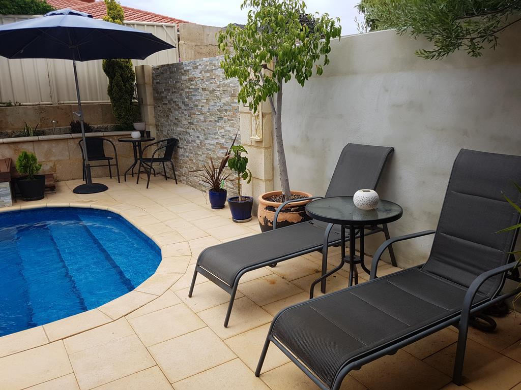 Ocean Reef Homestay Perth Exterior photo